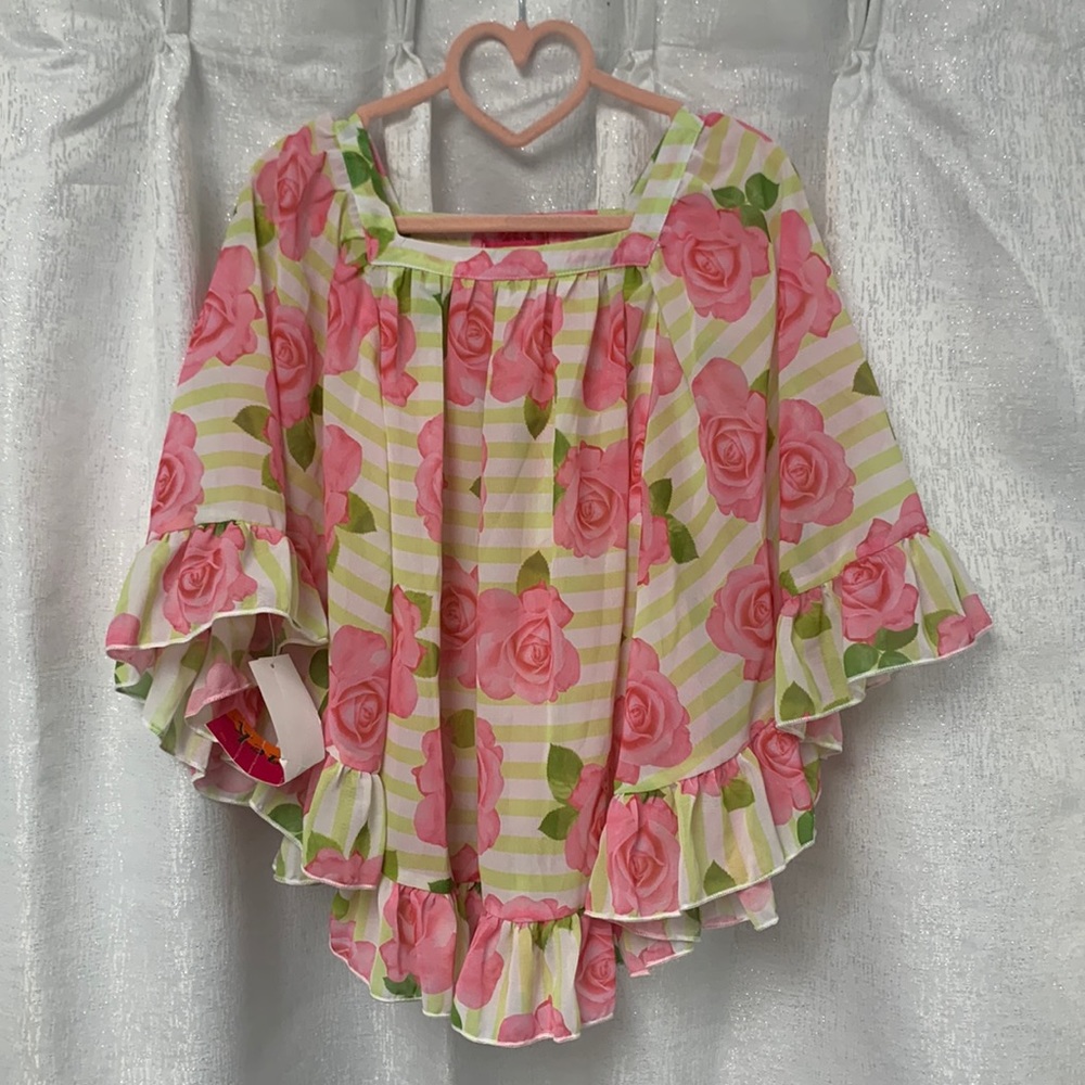 NWT size 4 swimsuit coverup